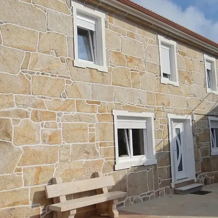 Casa Lago-mari. Casa Grande Cerca Del Mar. Ferienhaus Larino